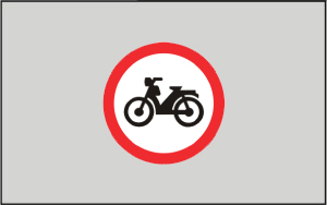 Разрешается ли мотоциклам движение по дороге, обозначенной этим знаком?