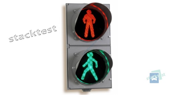 На каких участников дорожного движения распространяет свое действие данный светофор — с силуэтами пешеходов на красной и зеленой секциях?
